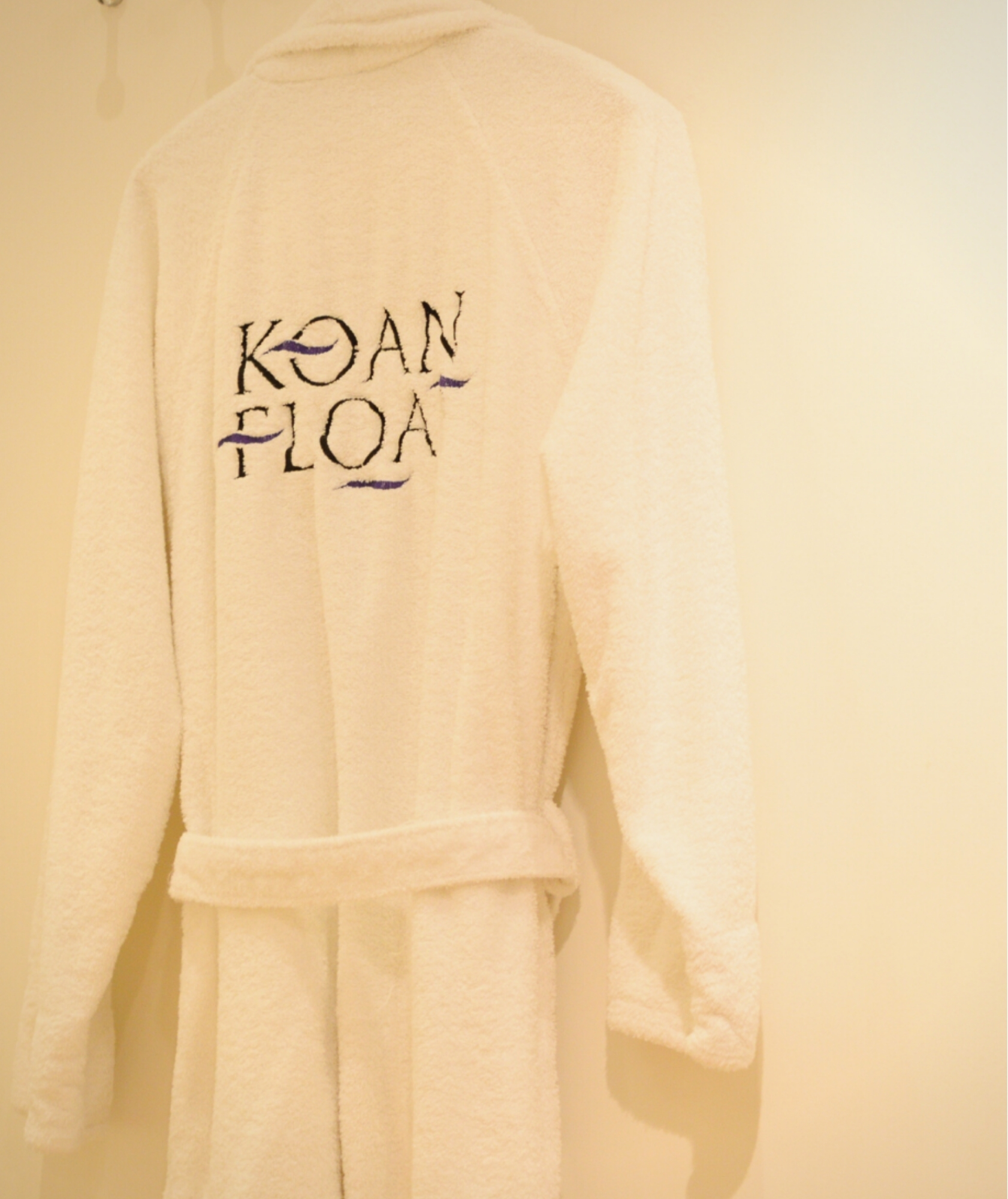  Zachte badjas bij Koan Float Amsterdam Spa voor comfort en ontspanning